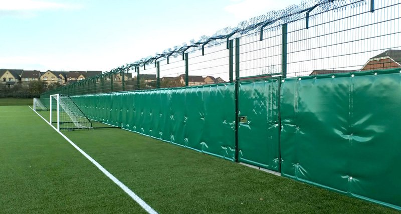 Acoustic tennis court blankets
