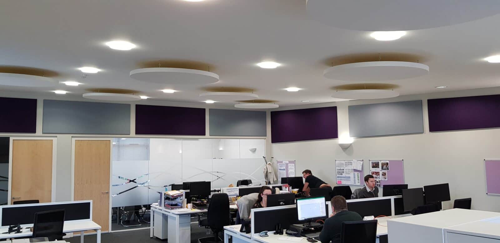 Panels rafts in office