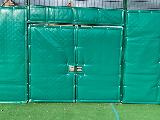 Sport court gates